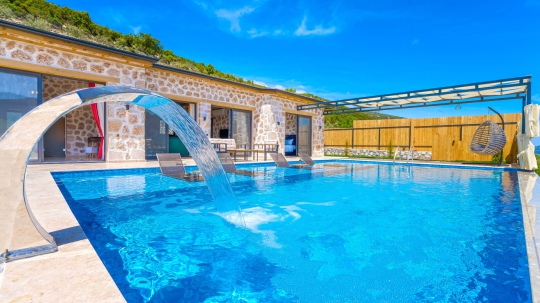 Teras-Villa-1_495.jpg